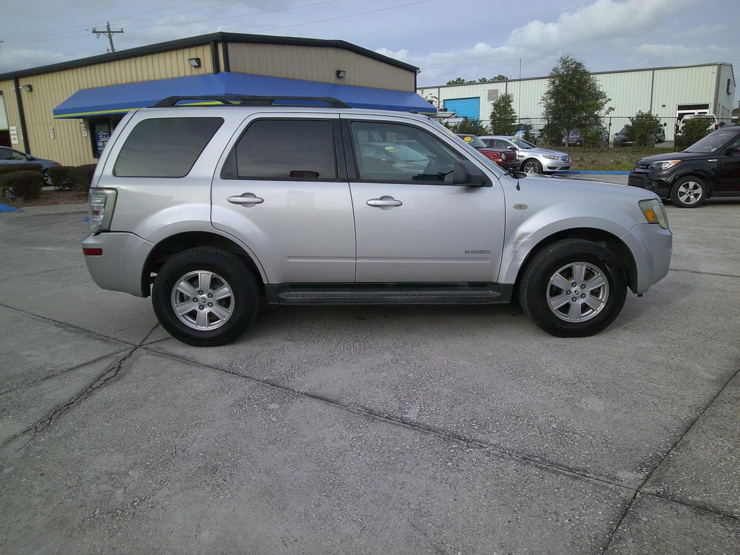 2008 SILVER MERCURY MARINER LUXURY (4M2CU811X8K) , located at 390 Hansen Avenue, Orange Park, FL, 32065, (904) 276-7933, 30.130497, -81.787529 - Photo#2